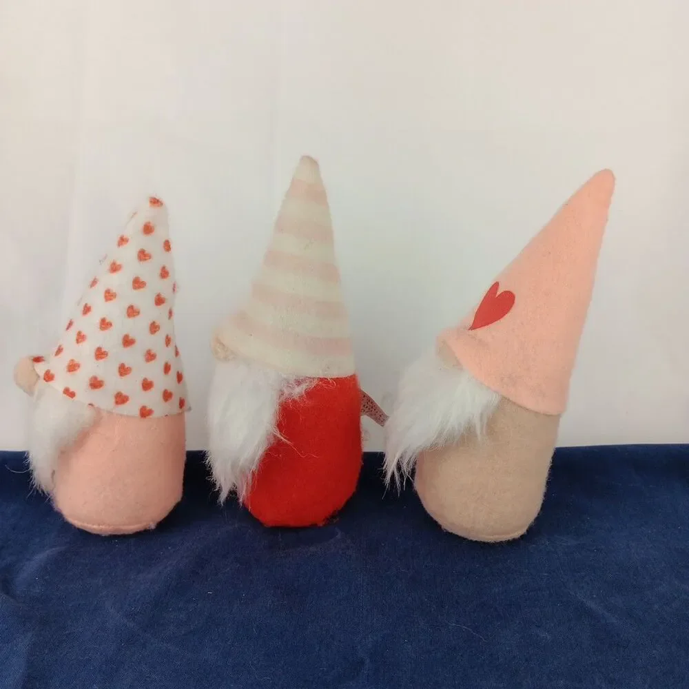 Target Bullseye Playground Valentine Gnome Figures Heart Love Small 5.5in